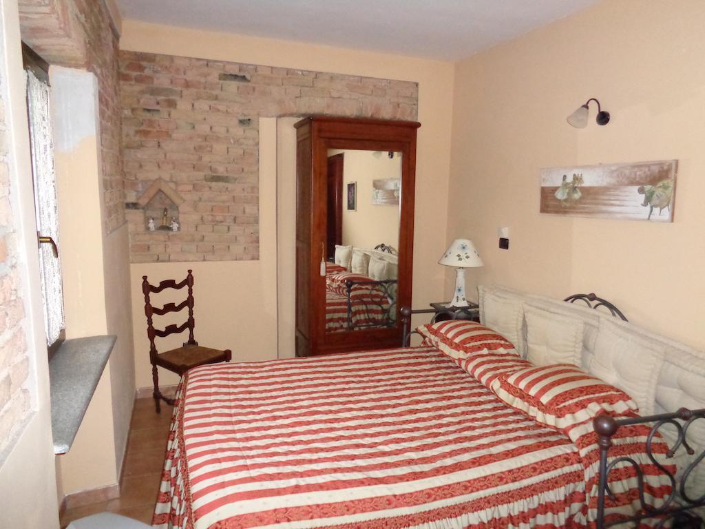 Gran Collina Villa San Damiano dʼAsti Стая снимка